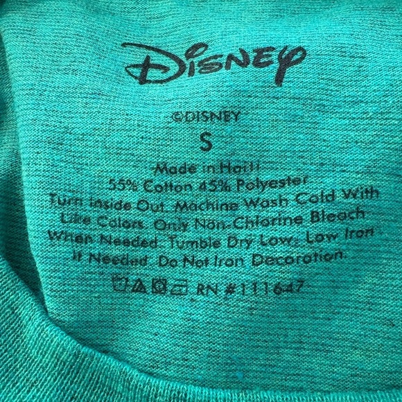 Teal Disney Peter Pan "I'm So Fly I Never Land" T-Shirt - Size Small - Picture 3 of 6